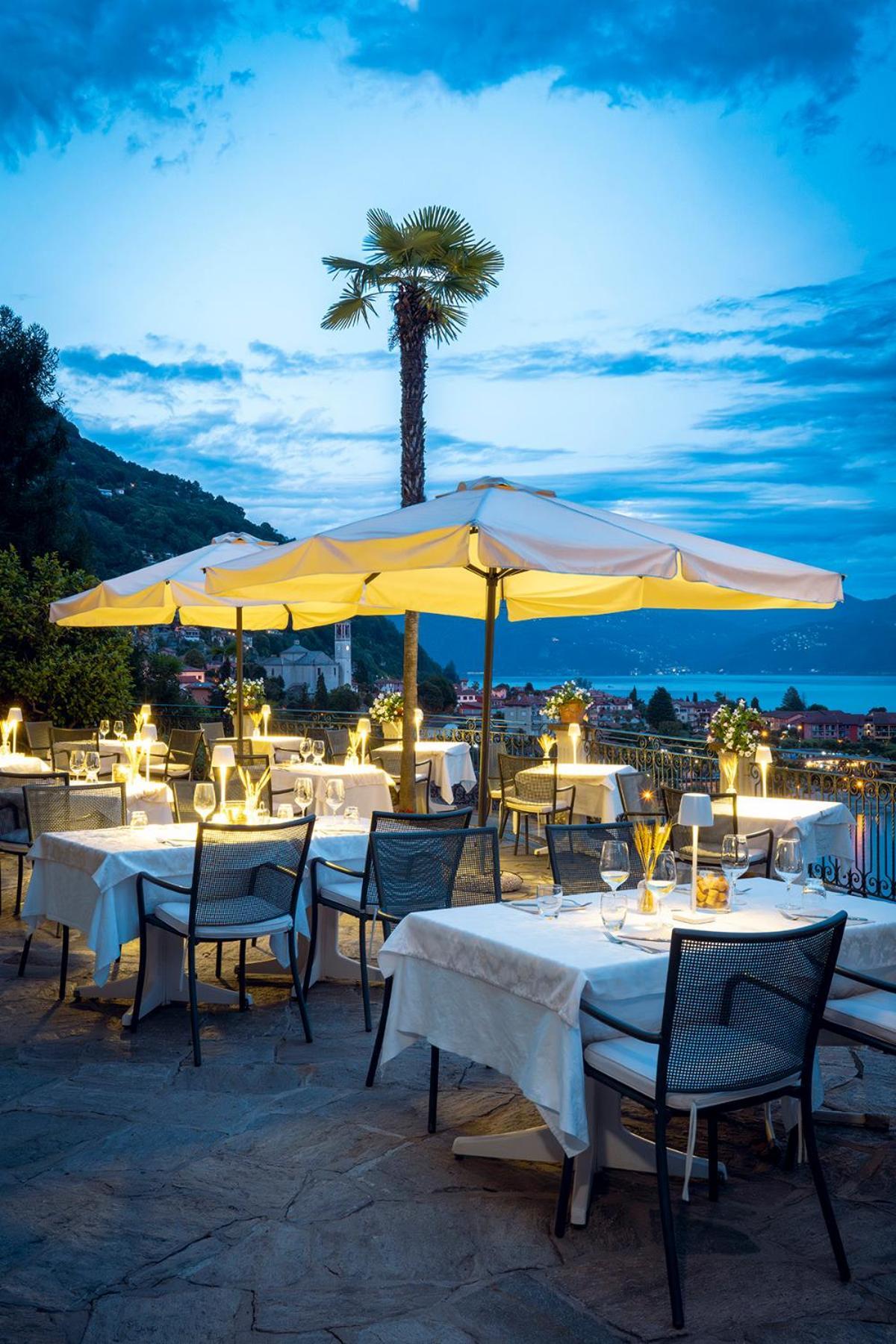 Hotel La Rondinella Cannero Riviera Exterior photo